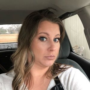 Meet your Posher, Brittney